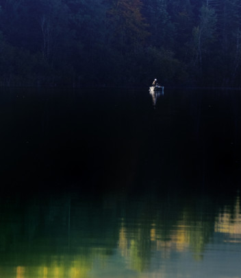 Un pêcheur à Ilay
